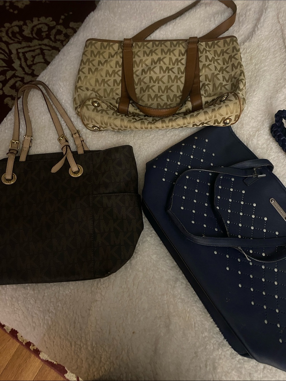 Michael Kors Purses. Lot of 3. Shoulder Bags.